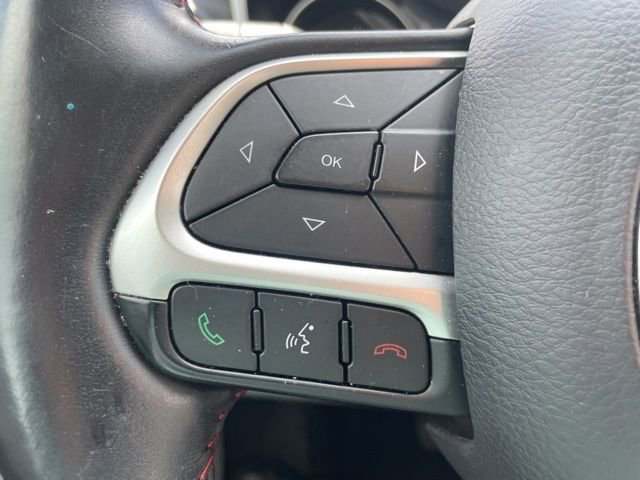 Used 2018 Jeep Compass Limited w/ Navigation Group image 19