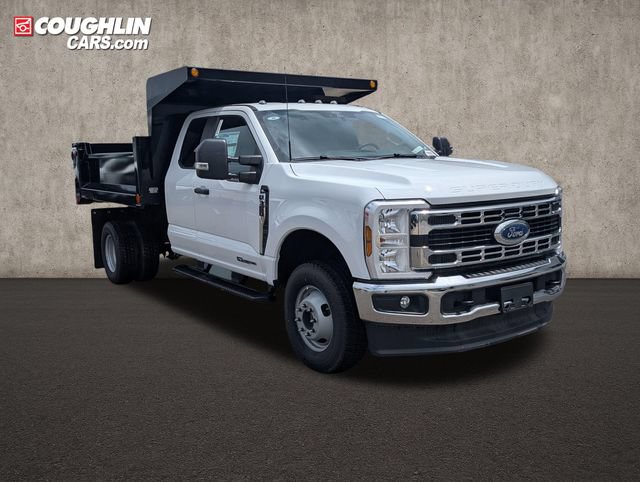 New 2025 Ford F350 XL w/ XL Chrome Package