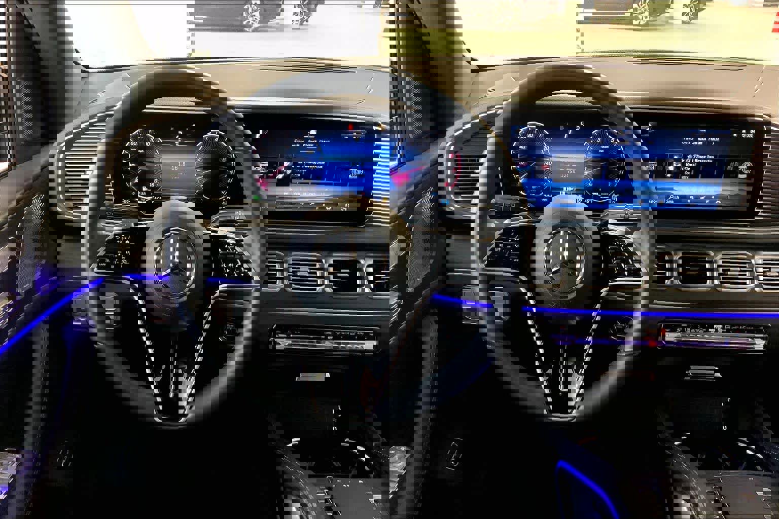 Used 2024 Mercedes-Benz GLE 350 4MATIC image 6