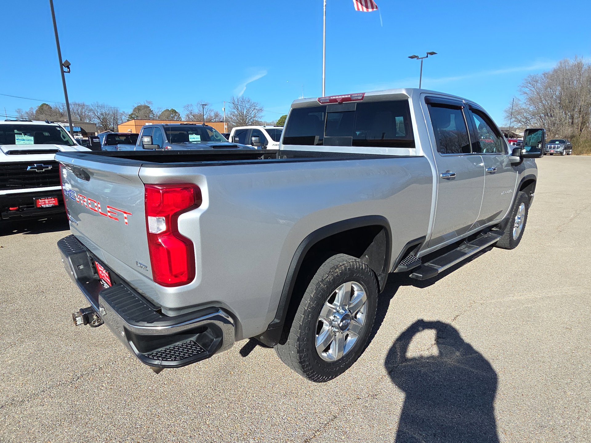 Used 2020 Chevrolet Silverado 2500 LTZ w/ LTZ Plus Package image 9