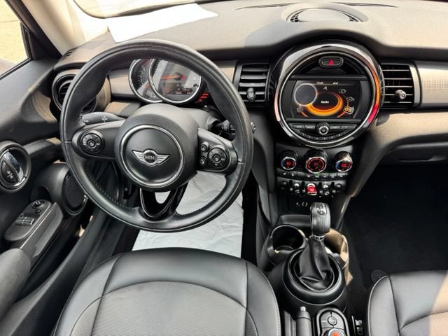 Used 2017 MINI Cooper 2-Door Hardtop FWD image 15