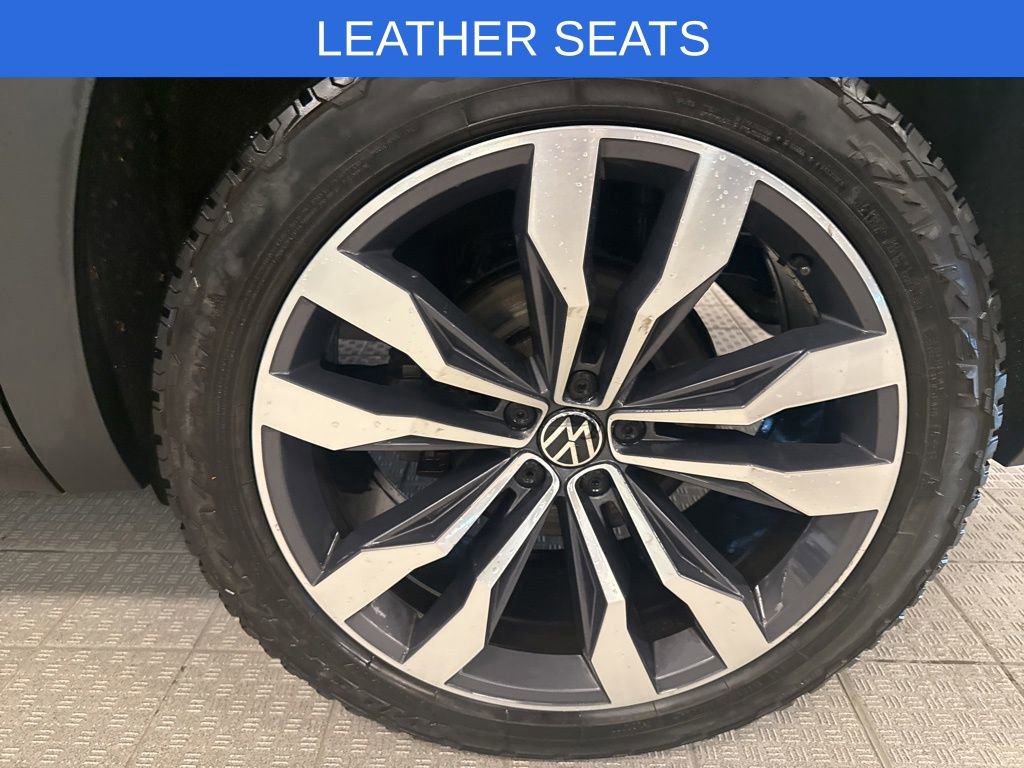 Used 2022 Volkswagen Atlas SEL Premium image 15
