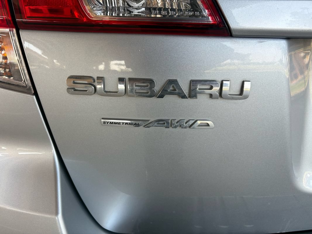 Used 2012 Subaru Outback 2.5i Limited AWD/4WD image 31