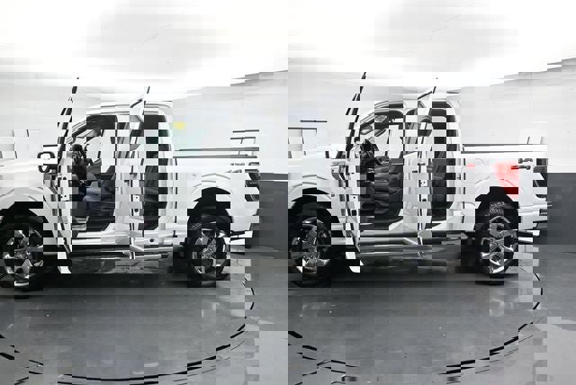 Used 2022 Ford F150 XLT w/ Equipment Group 302A High image 38