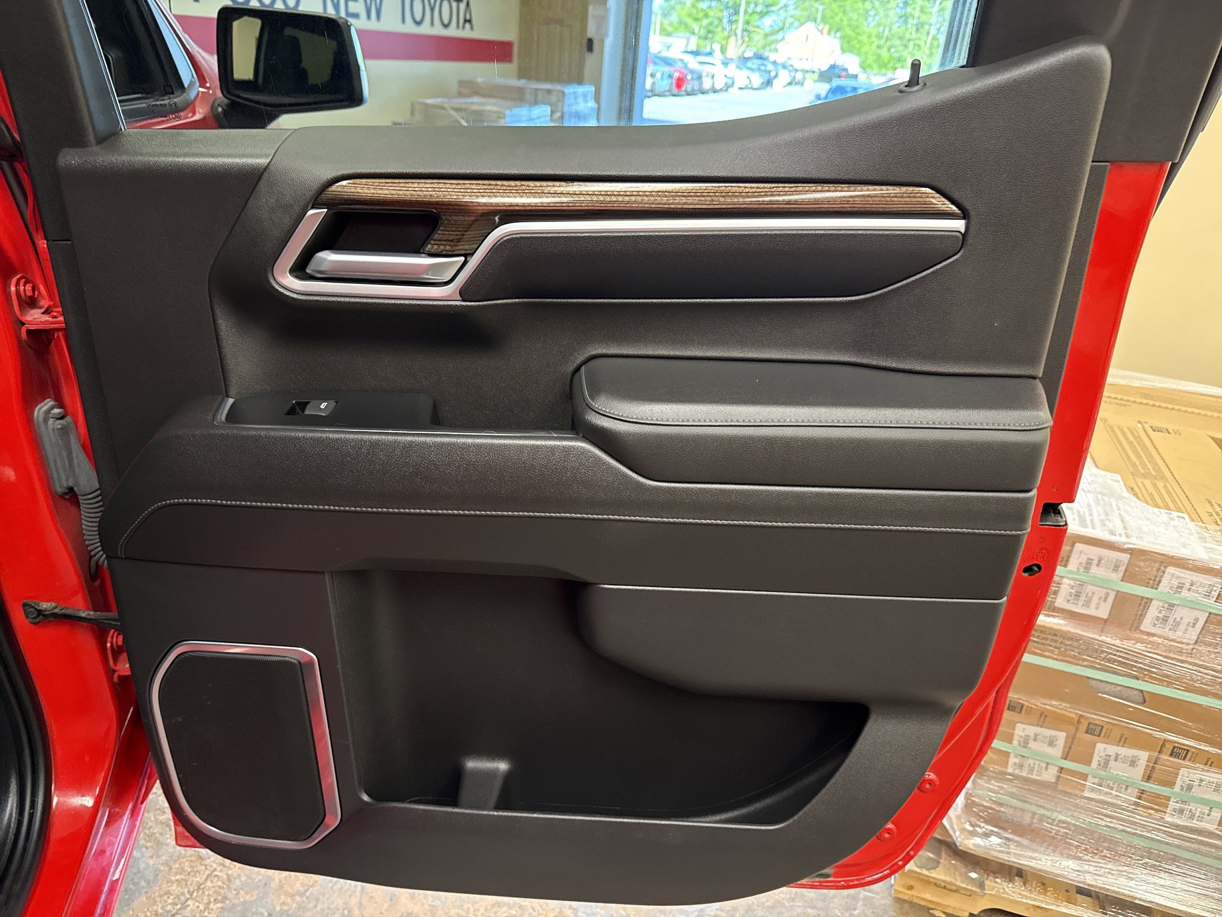 Used 2022 Chevrolet Silverado 1500 RST AWD/4WD image 19