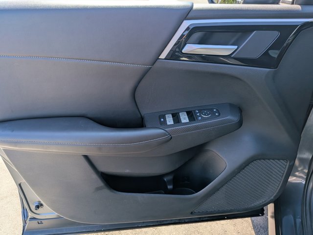 Used 2024 Mitsubishi Outlander SE AWD/4WD image 11