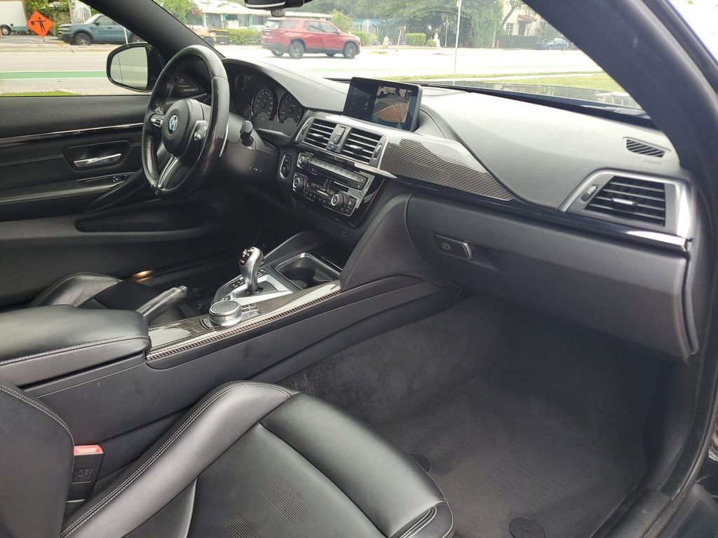 Used 2018 BMW M4 Coupe image 16