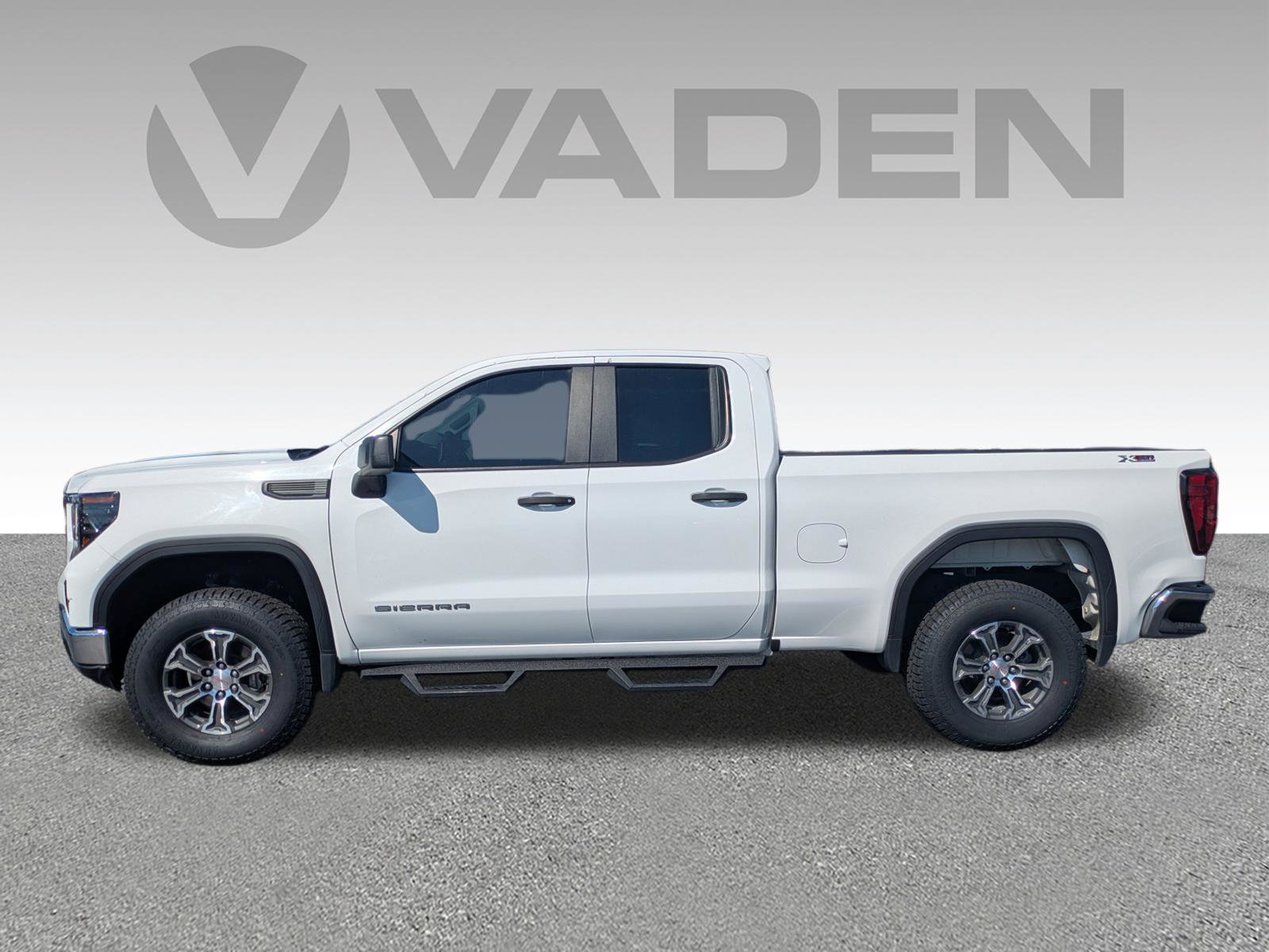 Used 2023 GMC Sierra 1500 Pro w/ Convenience Package image 24