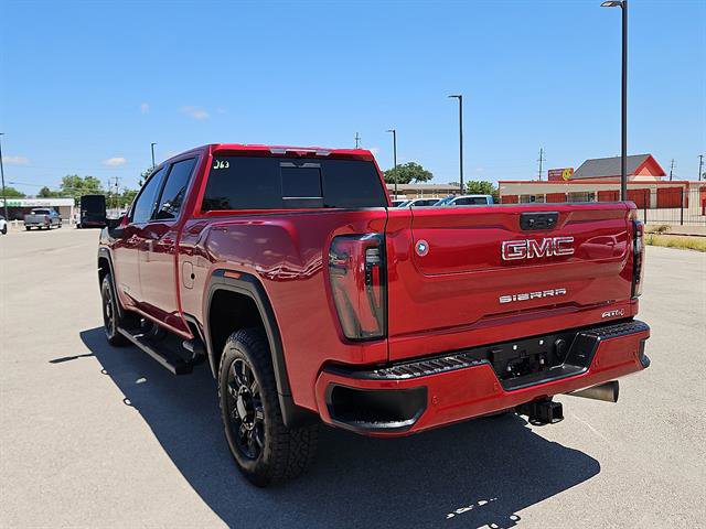 Certified 2025 GMC Sierra 2500 AT4 w/ AT4 Premium Plus Package AWD/4WD image 3