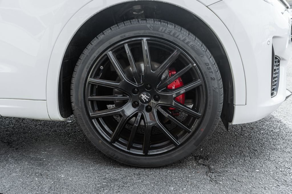 Used 2022 Maserati Levante GT image 5