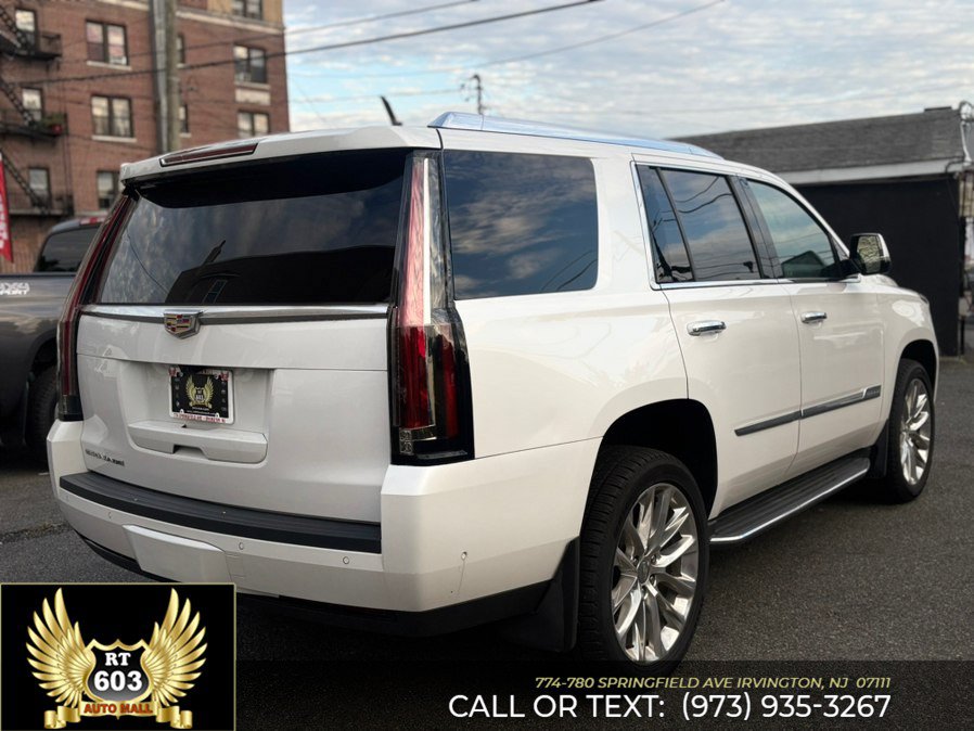 Used 2017 Chevrolet Tahoe LT w/ Luxury Package AWD/4WD image 6