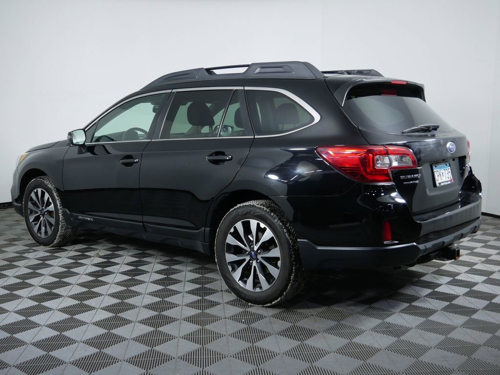 Used 2015 Subaru Outback 3.6R Limited image 6