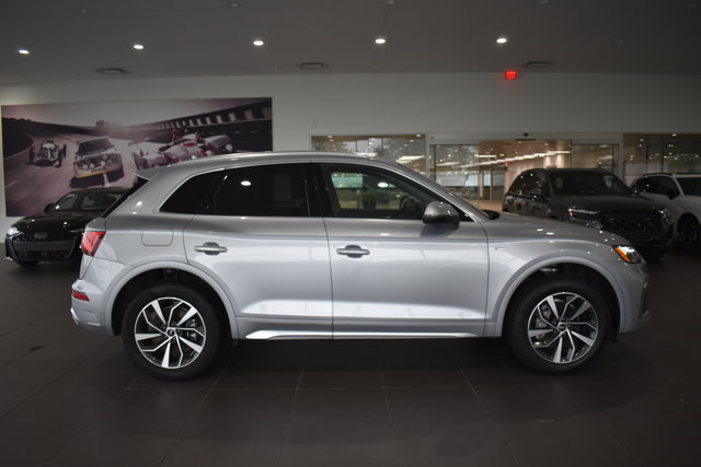 Used 2023 Audi Q5 2.0T Premium Plus AWD/4WD image 9