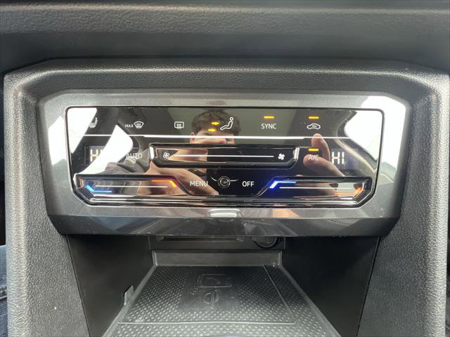 Certified 2022 Volkswagen Tiguan SE w/ Panoramic Sunroof Package image 18