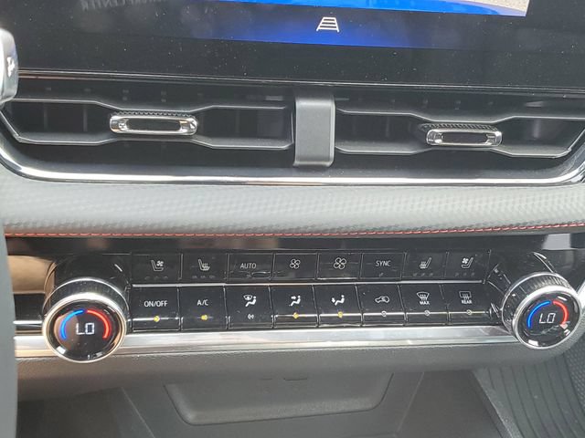 New 2026 Chevrolet Equinox RS w/ Convenience Package III FWD image 31