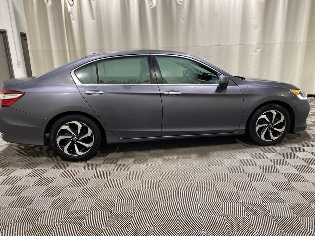 Used 2016 Honda Accord EX image 8