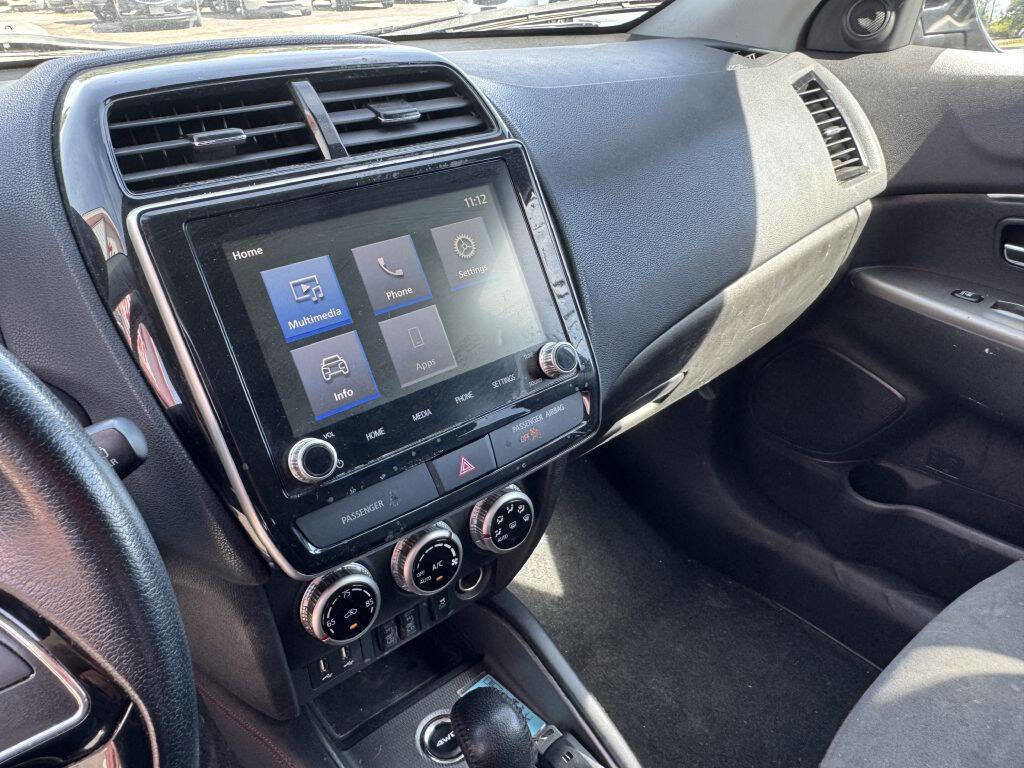 Used 2022 Mitsubishi Outlander Sport ES image 12