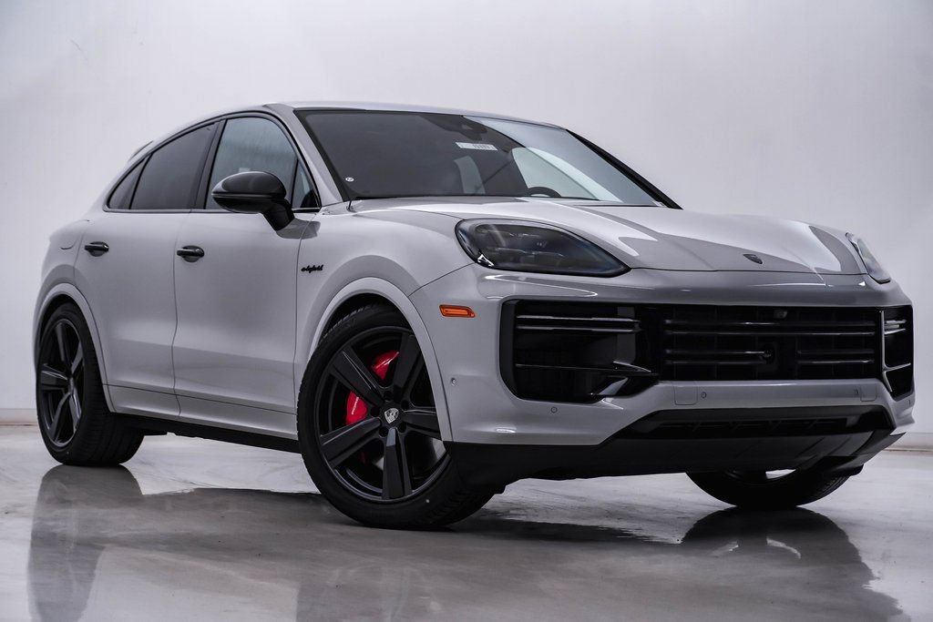 New 2025 Porsche Cayenne Turbo AWD/4WD image 8