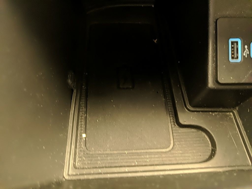 Used 2022 Ford Edge ST-Line AWD/4WD image 22