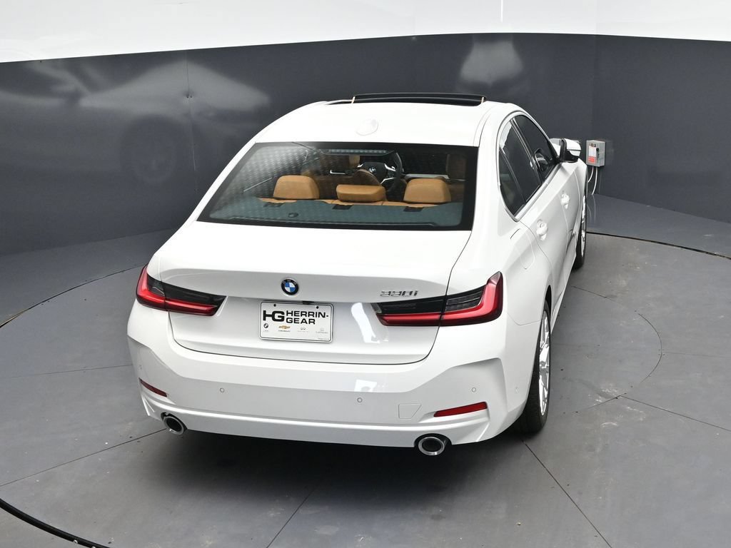 Certified 2026 BMW 330i Sedan RWD image 34
