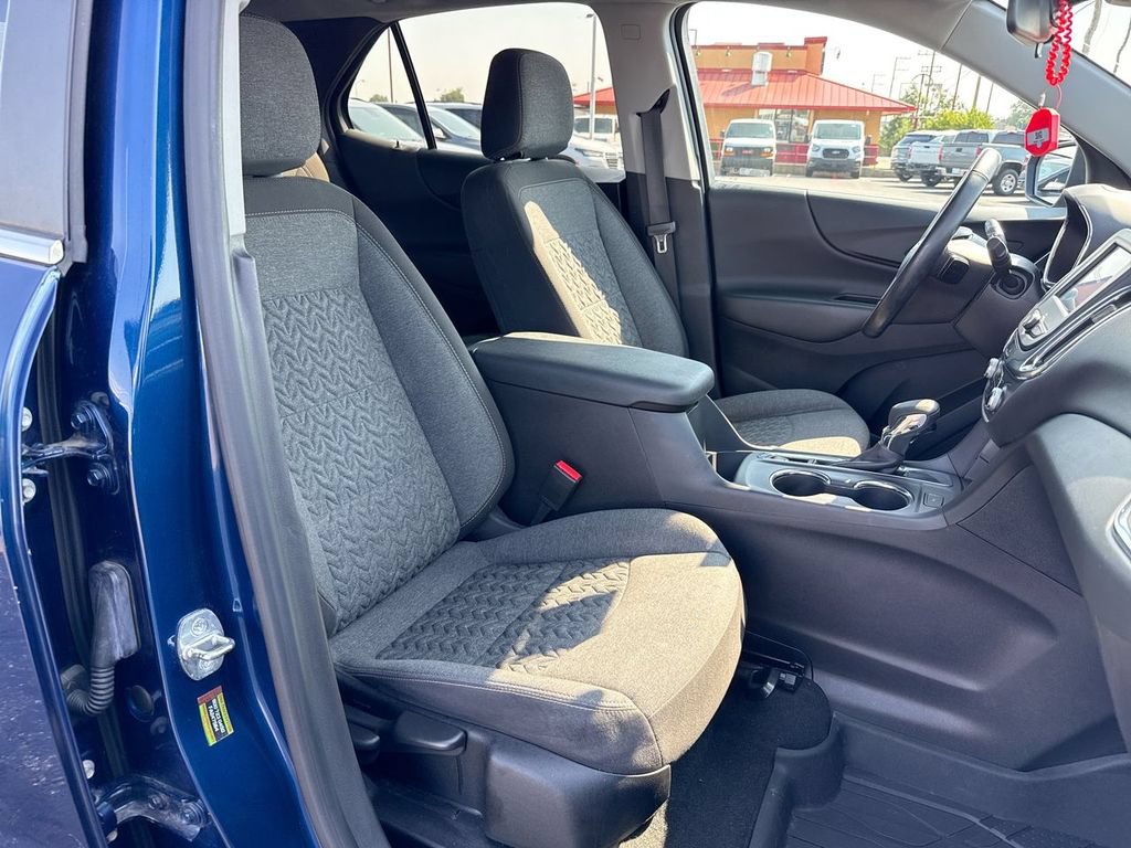 Used 2023 Chevrolet Equinox LT FWD image 25