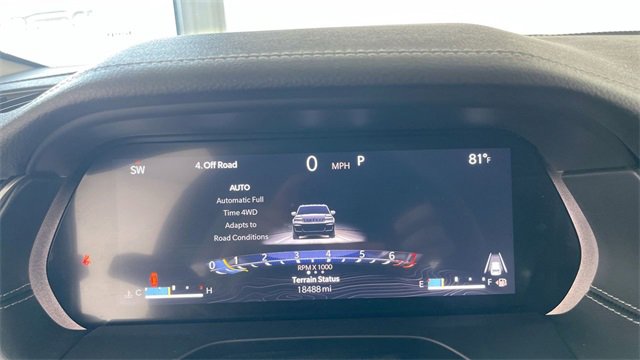 Used 2023 Jeep Grand Cherokee L Limited w/ Black Appearance Package image 39