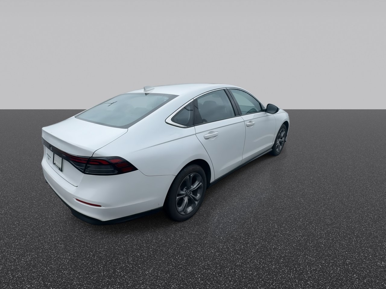 Used 2024 Honda Accord EX image 9