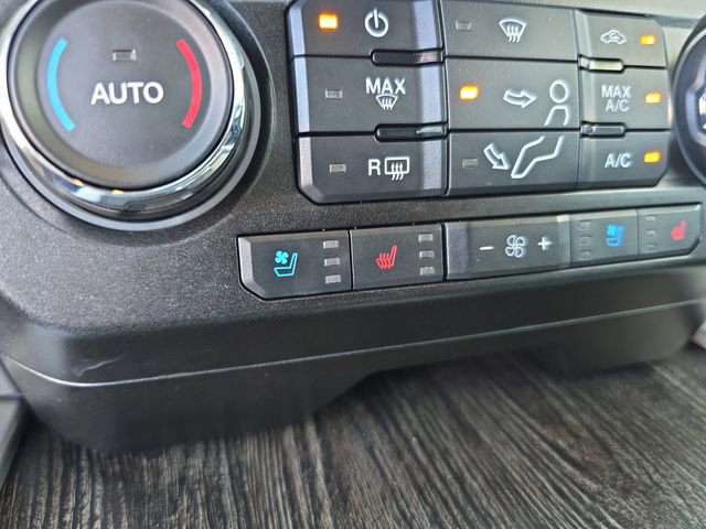 Used 2021 Ford F250 Lariat w/ Chrome Package image 21