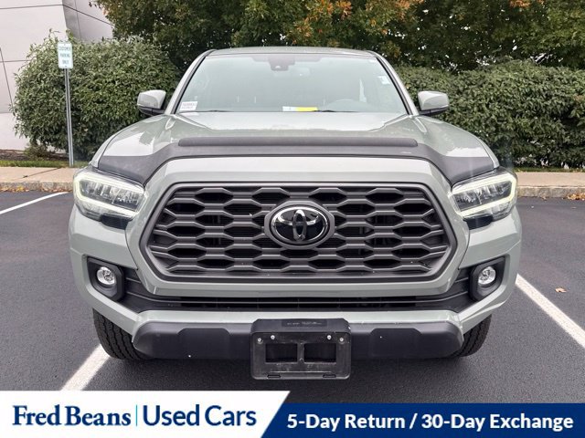 Used 2022 Toyota Tacoma TRD Off-Road AWD/4WD image 21