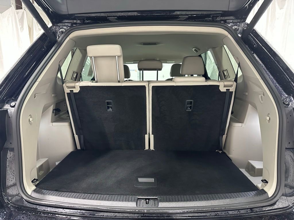 Used 2025 Volkswagen Atlas SE AWD/4WD image 49