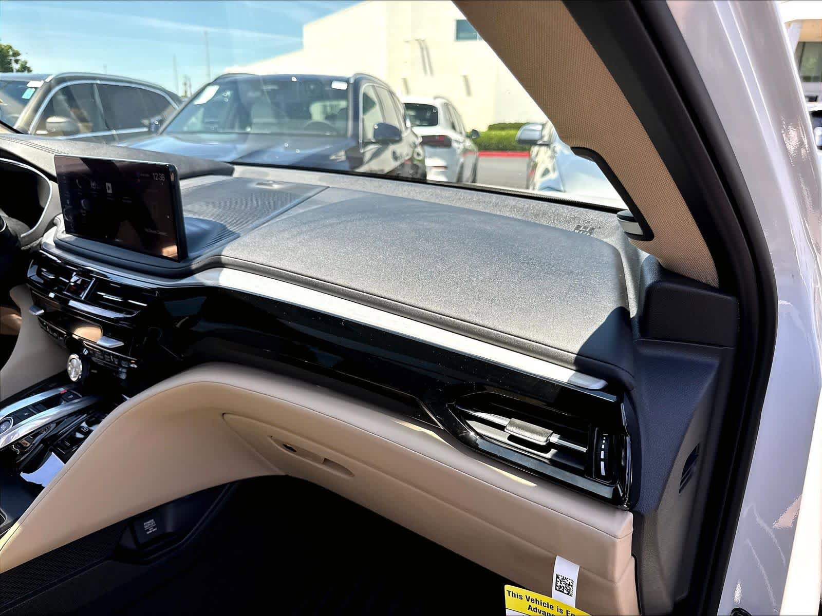 Used 2025 Acura MDX SH-AWD w/ Technology Package image 27