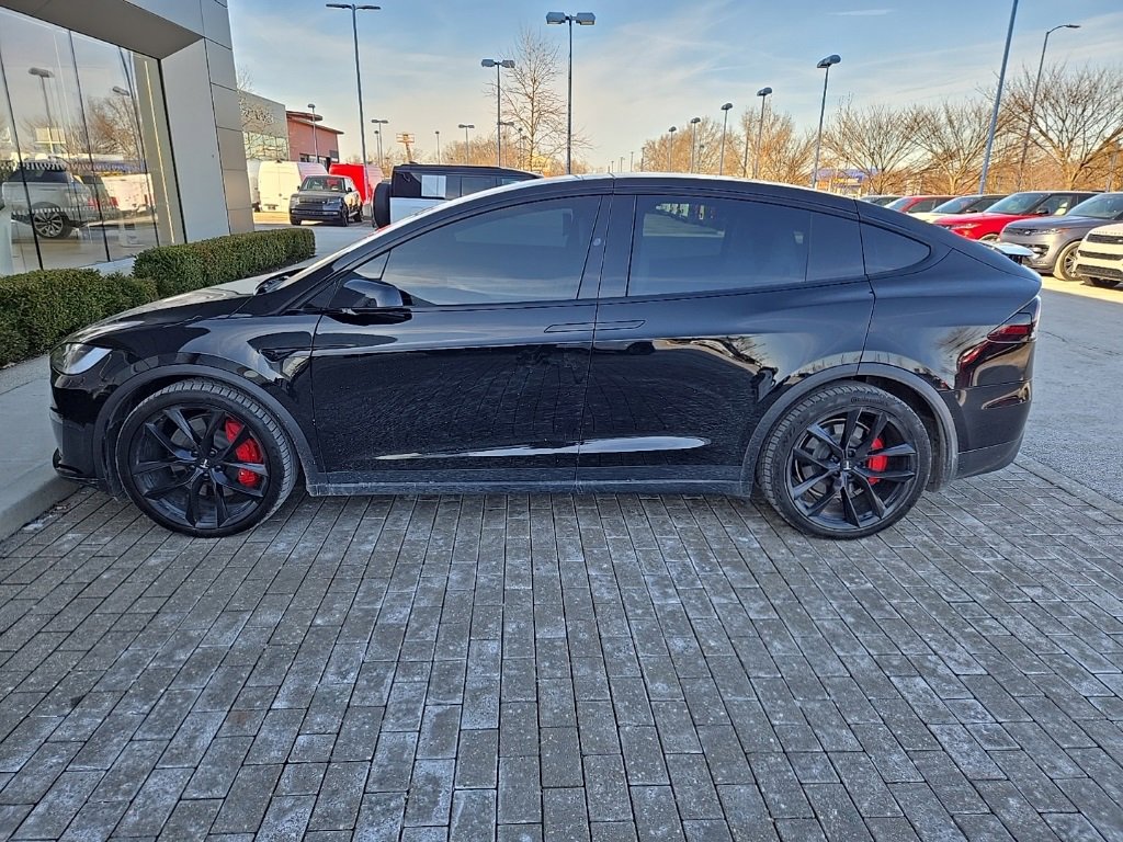 Used 2026 Tesla Model X Plaid image 8