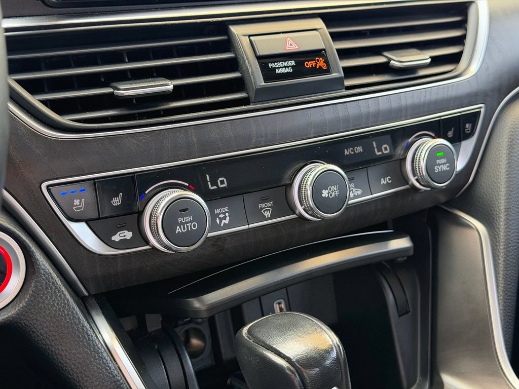 Used 2018 Honda Accord Touring image 26