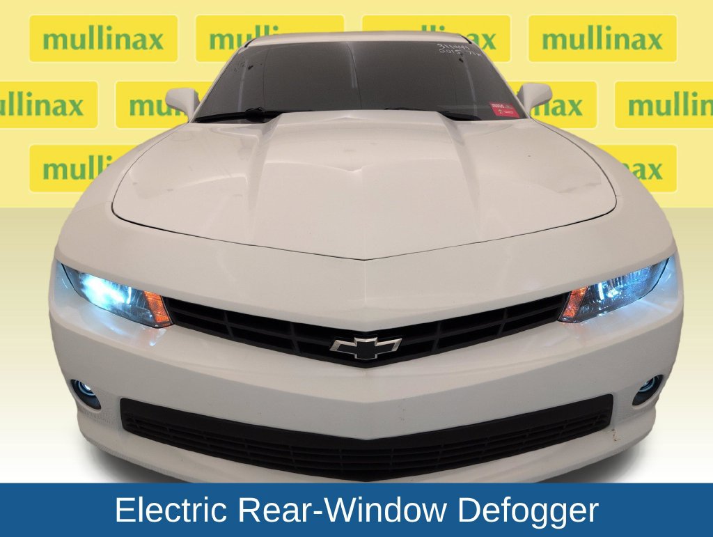 Used 2015 Chevrolet Camaro LS RWD image 13