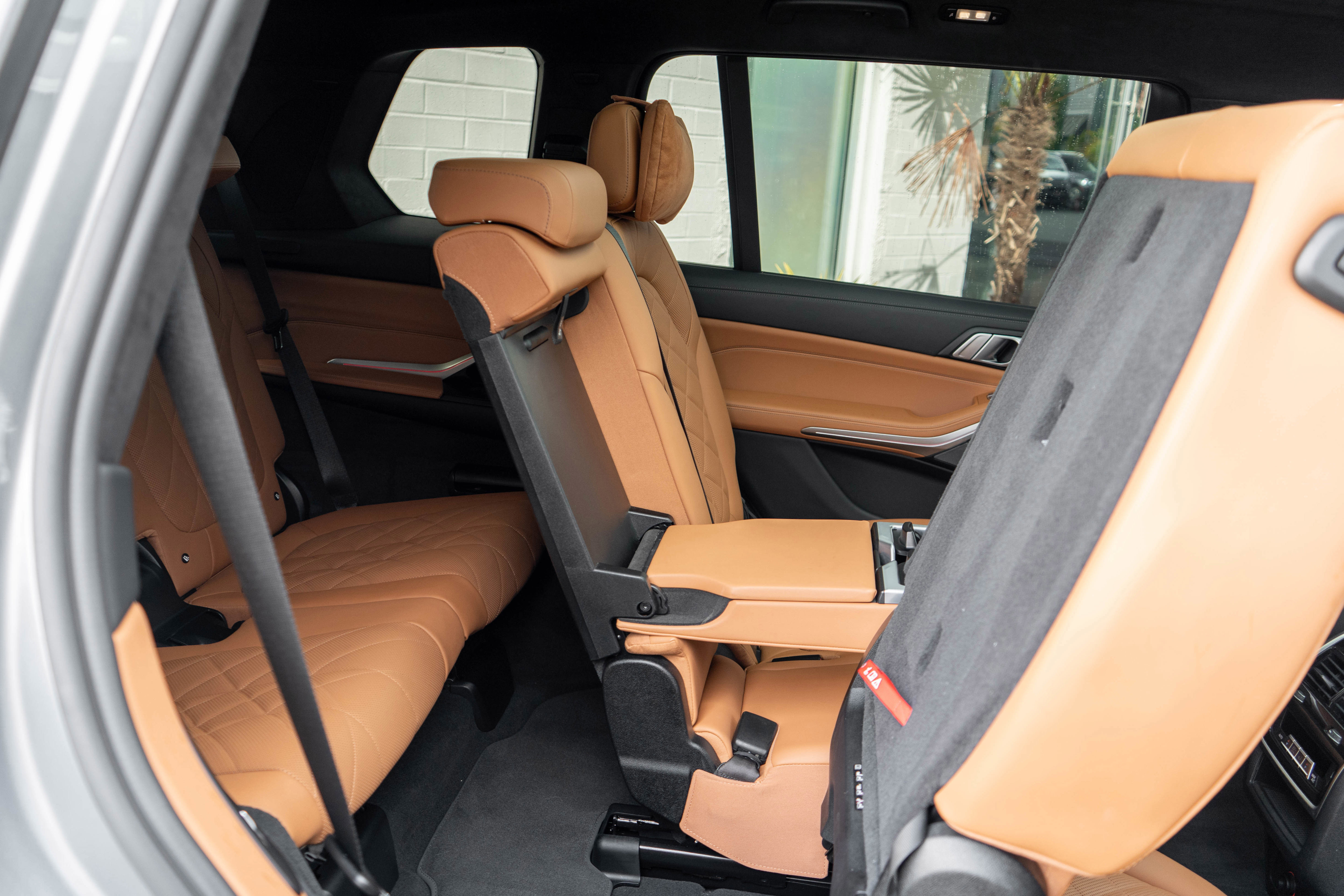 Used 2023 BMW X7 M60i image 56