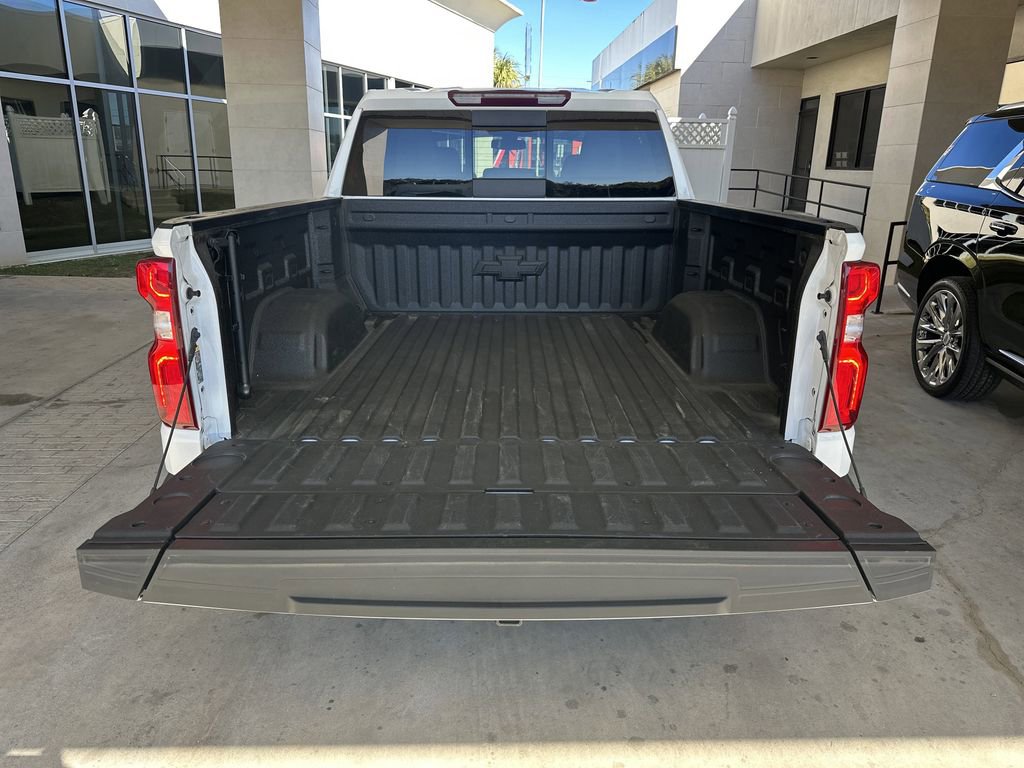 Certified 2022 Chevrolet Silverado 1500 LTZ w/ Safety Package II image 33