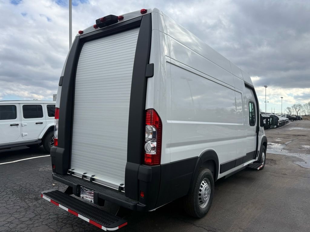 New 2024 RAM ProMaster 3500 w/ Delivery Van Package image 3
