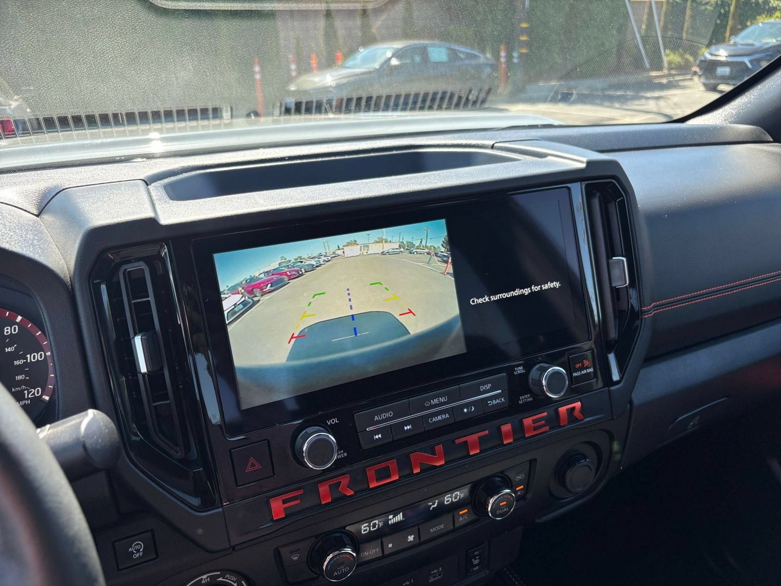 Used 2026 Nissan Frontier PRO-4X AWD/4WD image 22