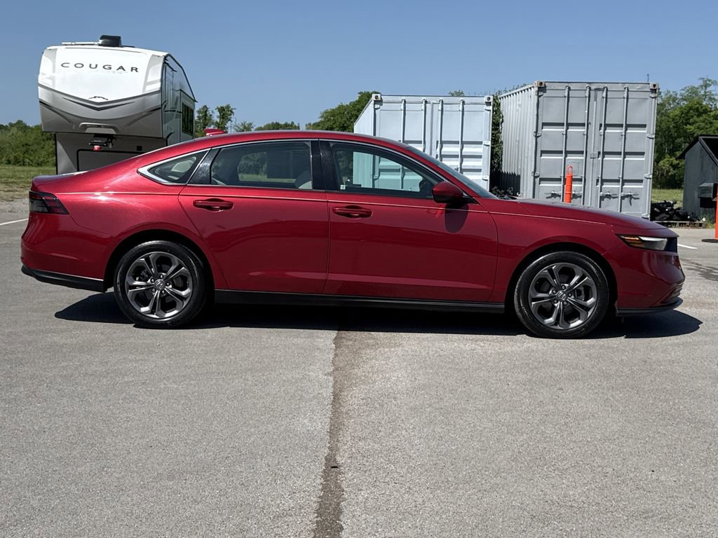 Used 2023 Honda Accord EX image 2