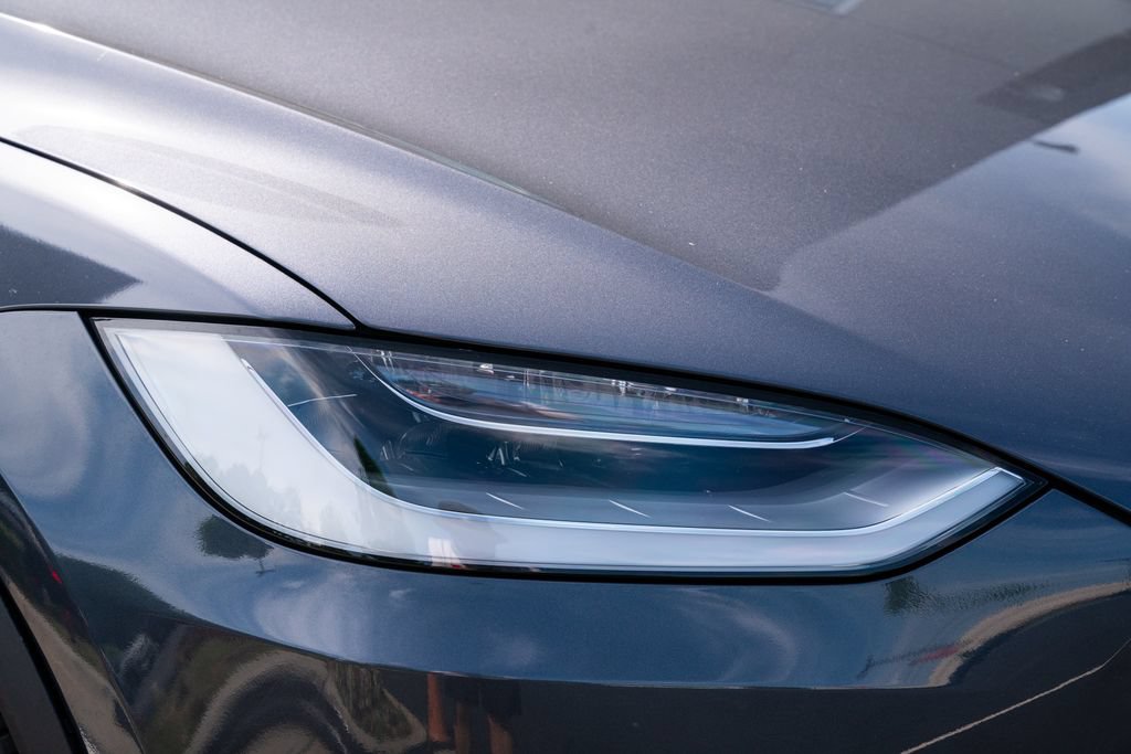 Used 2023 Tesla Model X AWD/4WD image 7