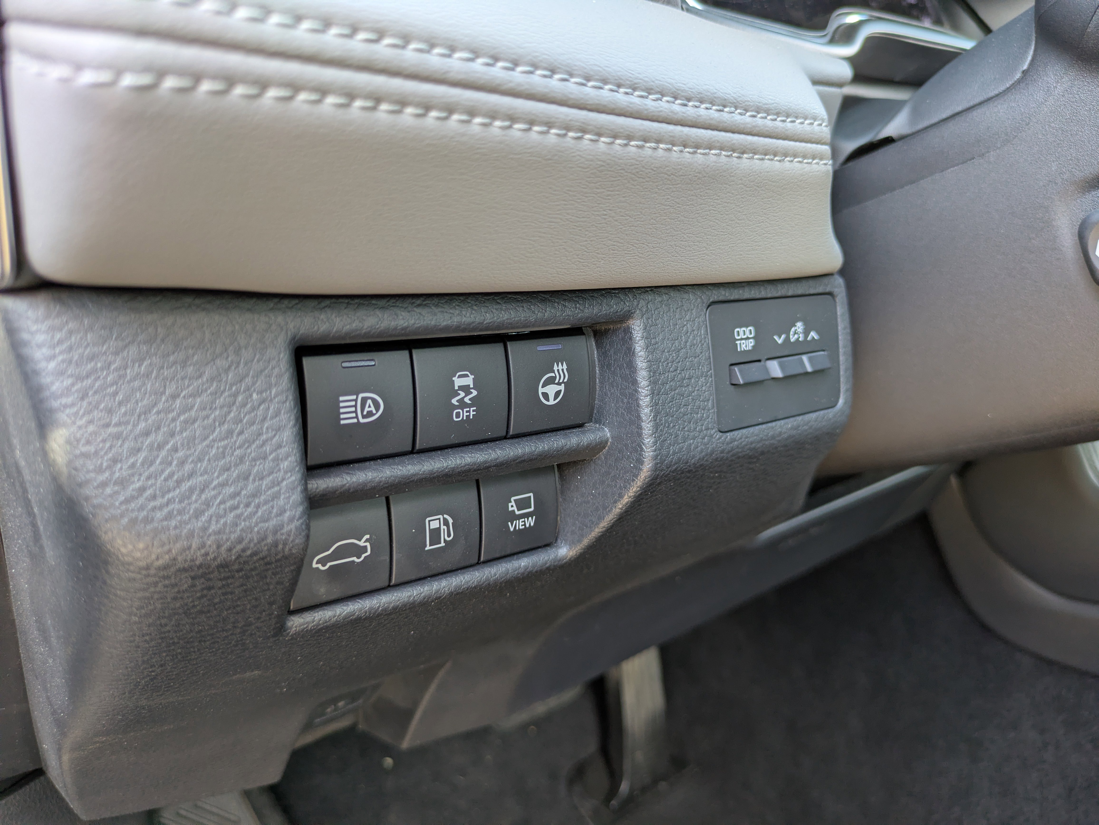 Used 2019 Toyota Avalon Limited w/ Advanced Safety Package image 19