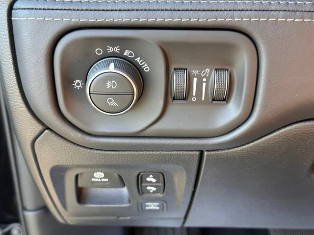 New 2027 RAM 1500 Limited AWD/4WD image 17
