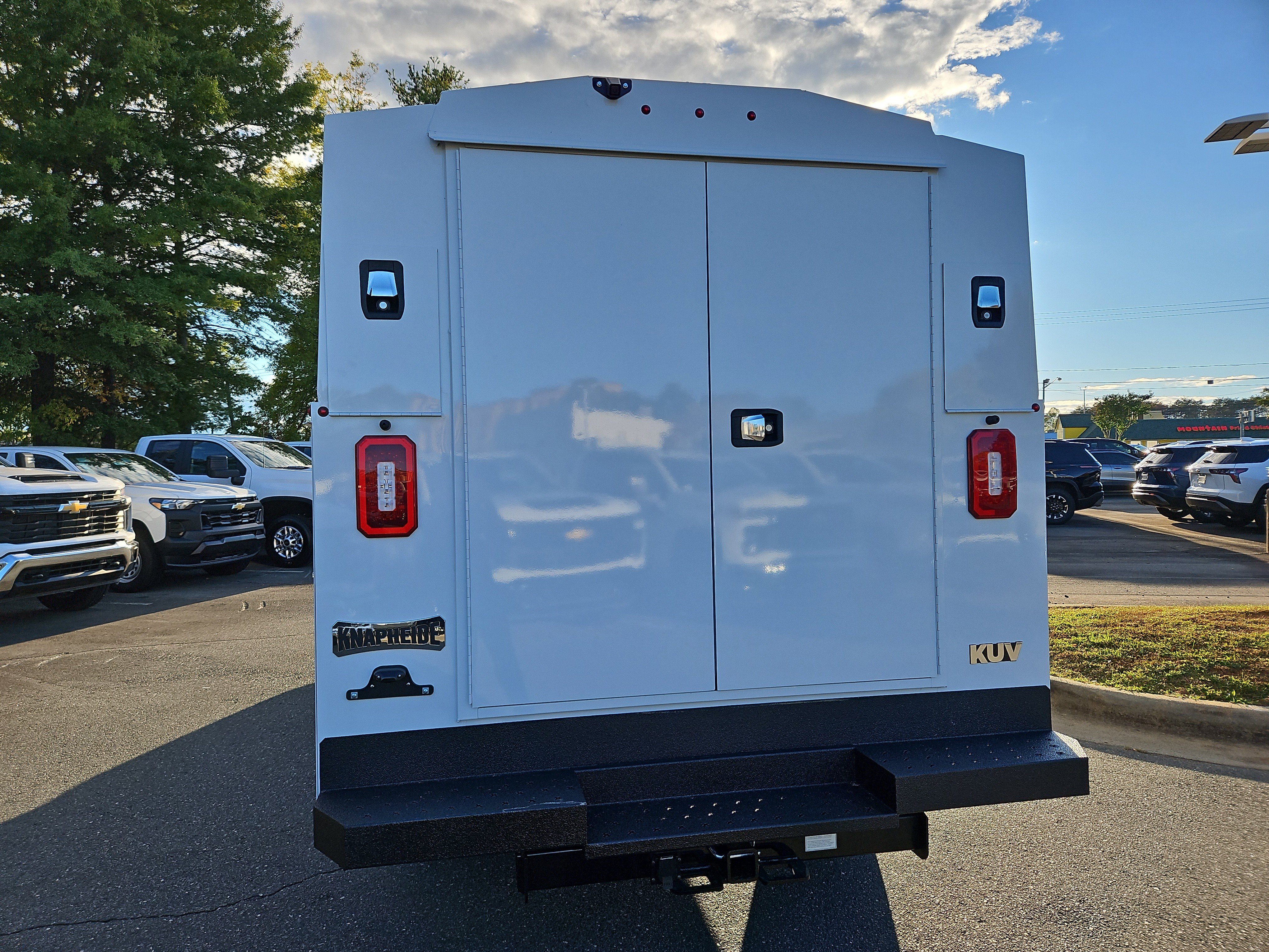 New 2025 Chevrolet Express 3500 w/ Power Convenience Package image 4