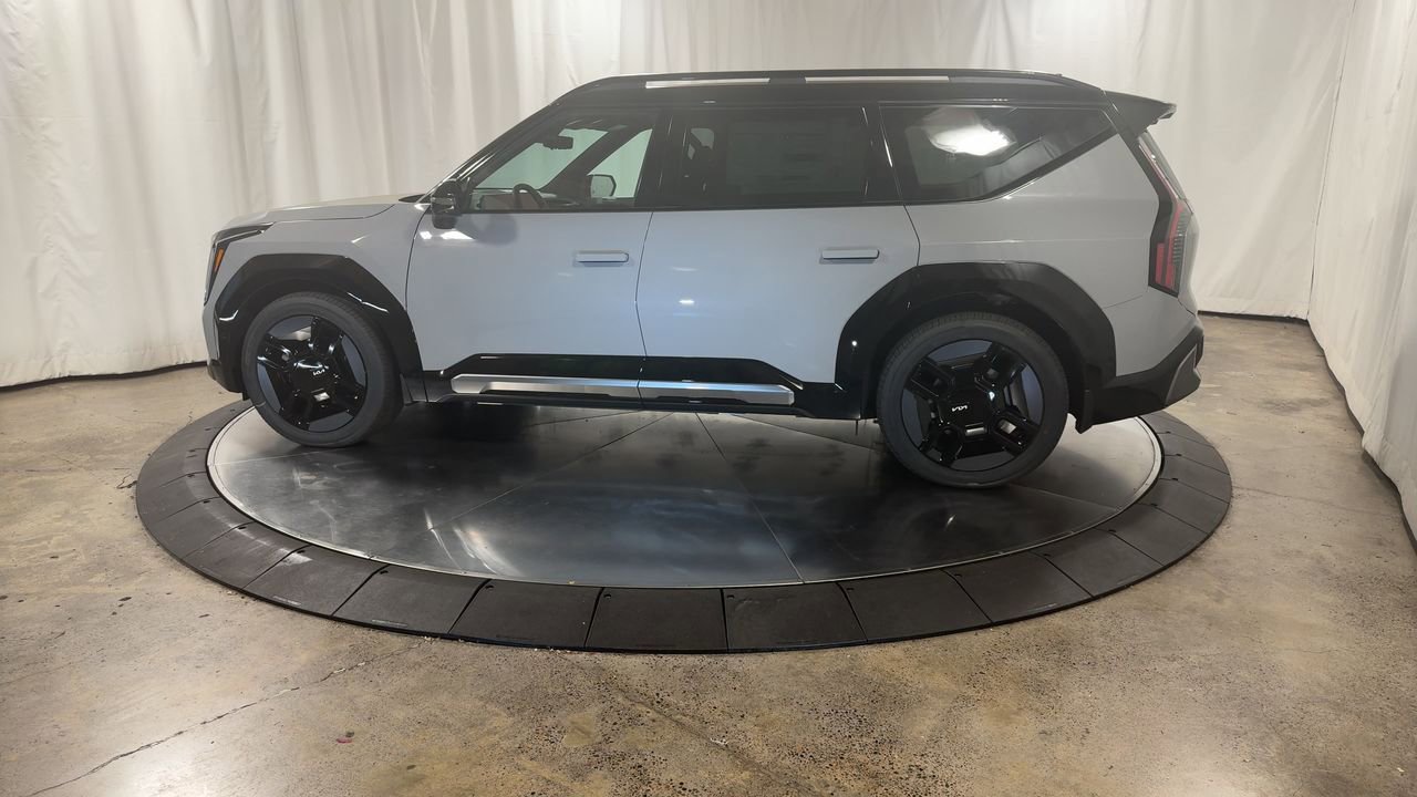 New 2026 Kia EV9 GT-Line image 7