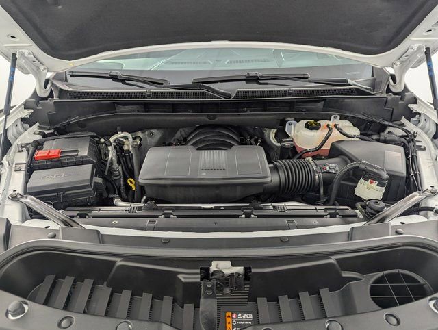 Used 2024 GMC Yukon XL Denali image 9