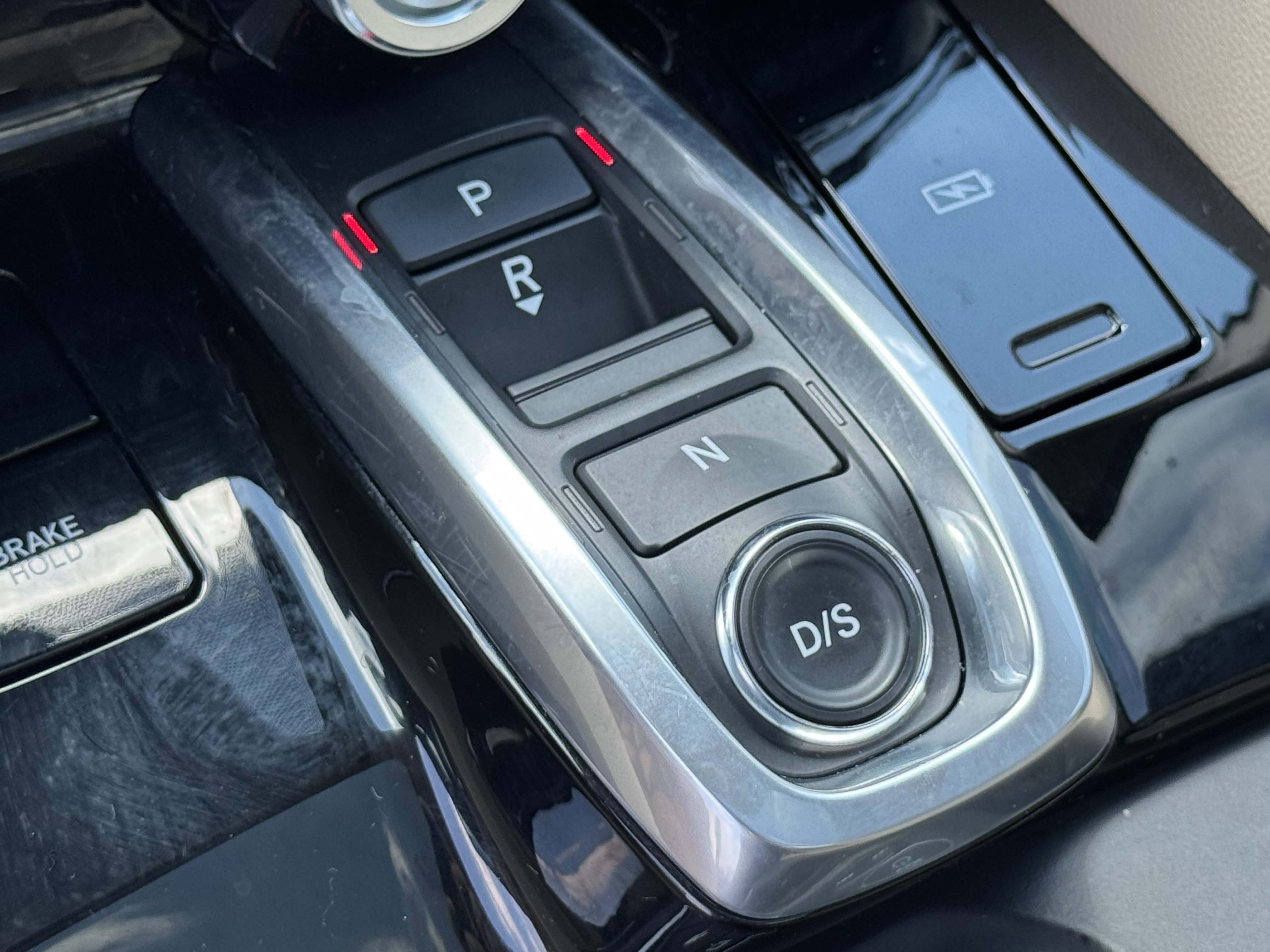 Used 2023 Acura MDX FWD image 21