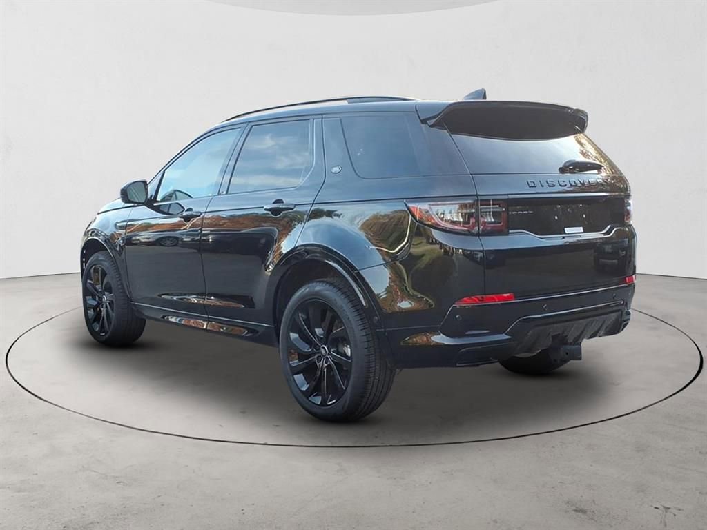 New 2025 Land Rover Discovery Sport Dynamic SE image 7