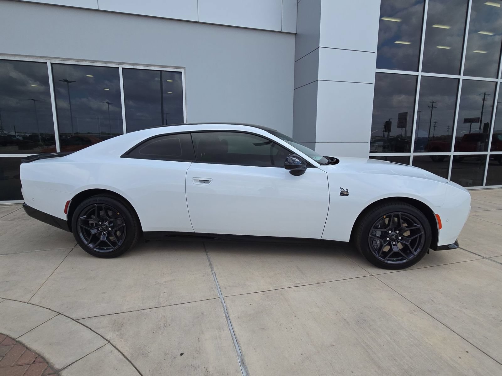 New 2026 Dodge Charger Scat Pack w/ Blacktop Package AWD/4WD image 2
