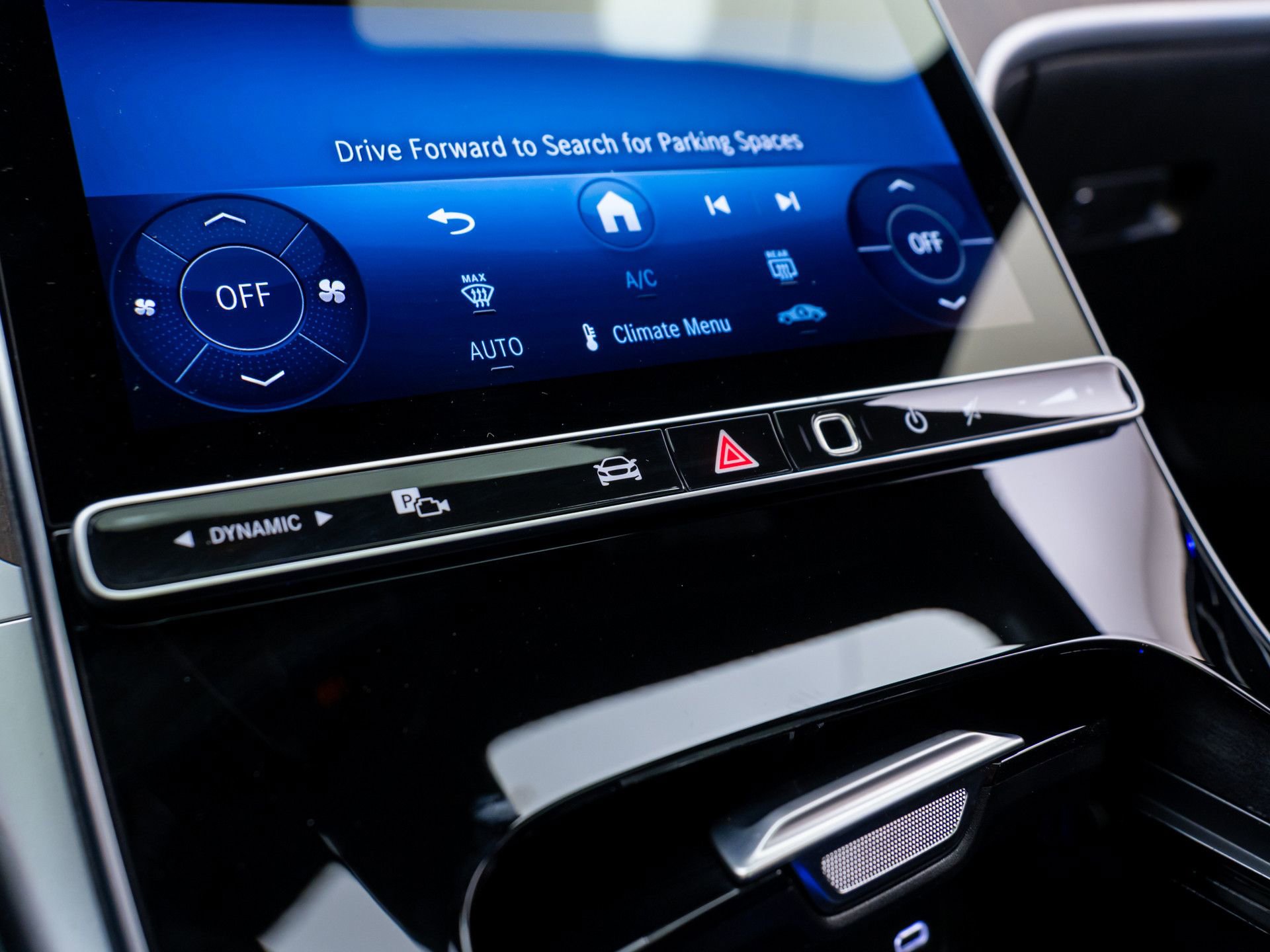 New 2026 Mercedes-Benz C 300 4MATIC Sedan image 30