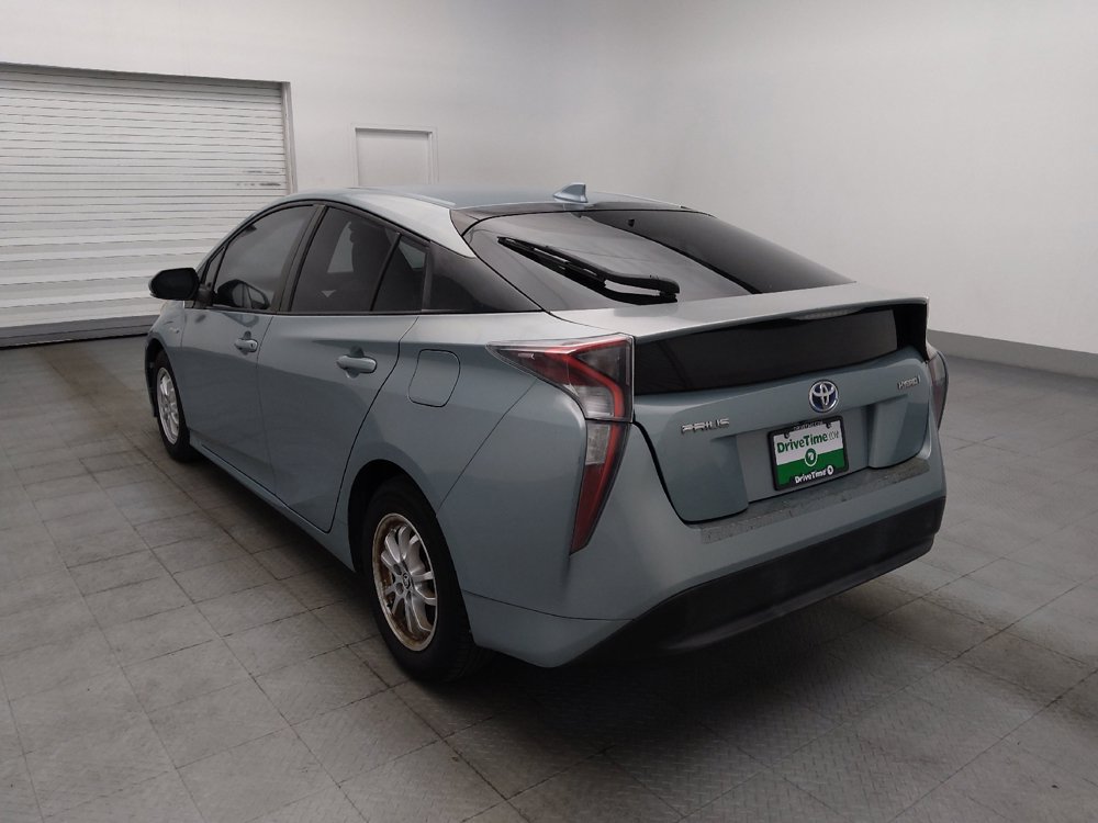 Used 2017 Toyota Prius Three FWD image 5